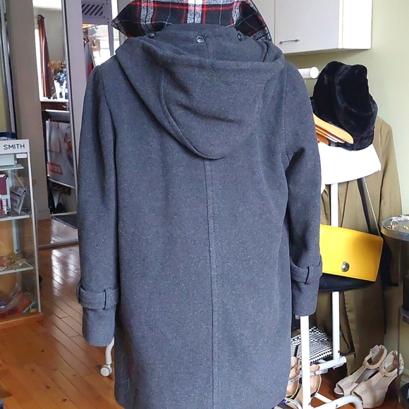 Jones New York pea coat size 8 - Picture 3 of 3